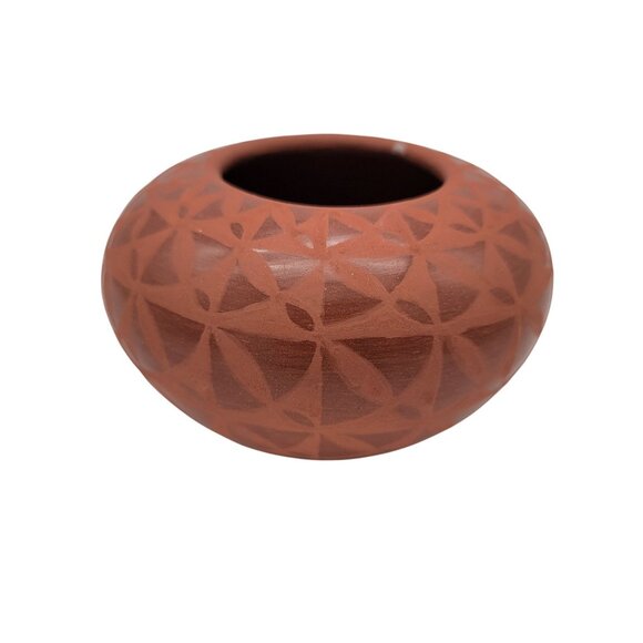 Hubert Candelario San Felipe Pueblo Pottery Pot 1989